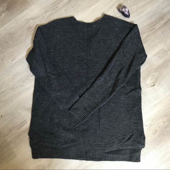 XS Fleece Longsleeve - Picture 5 of 5